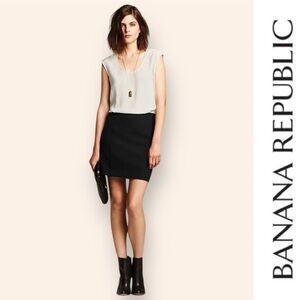 NWT Banana Republic Blouson Dress, Size 4, MSRP $130‎
